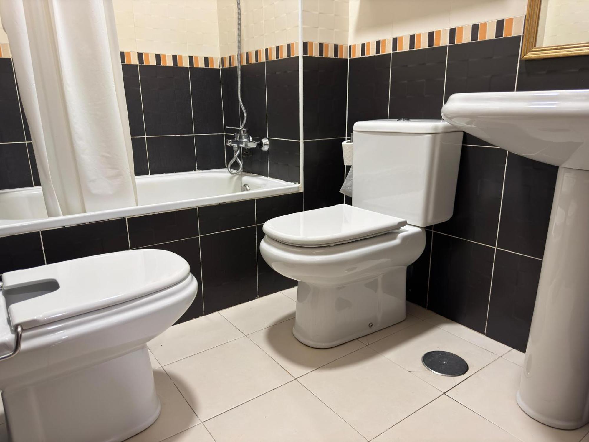 Apartamento Centrico Con Terraza Y Parking Gratuito Кордова Экстерьер фото